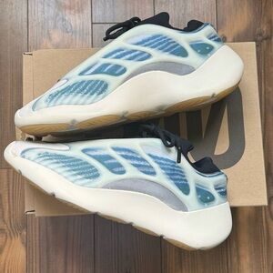Yeezy 700 v3 kyanite